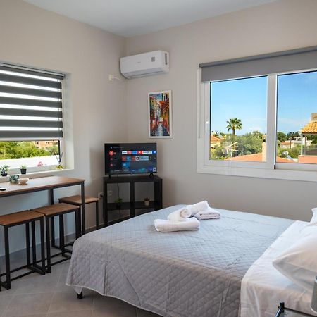 Airport Palmtree Apartments - 15Min From Airport Artemida  Exterior foto